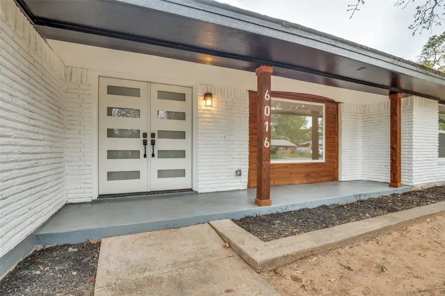 6016 Jacqueline Road, Fort Worth, TX 76112 - #3