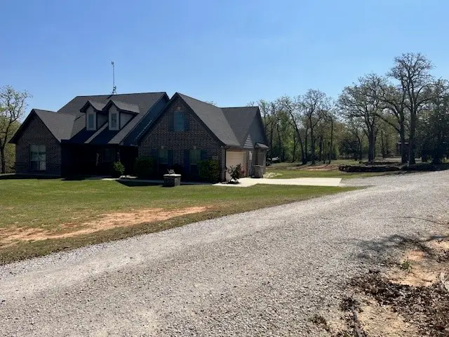 160 Oakwood Hills Drive, Paradise, TX 76073 - #1