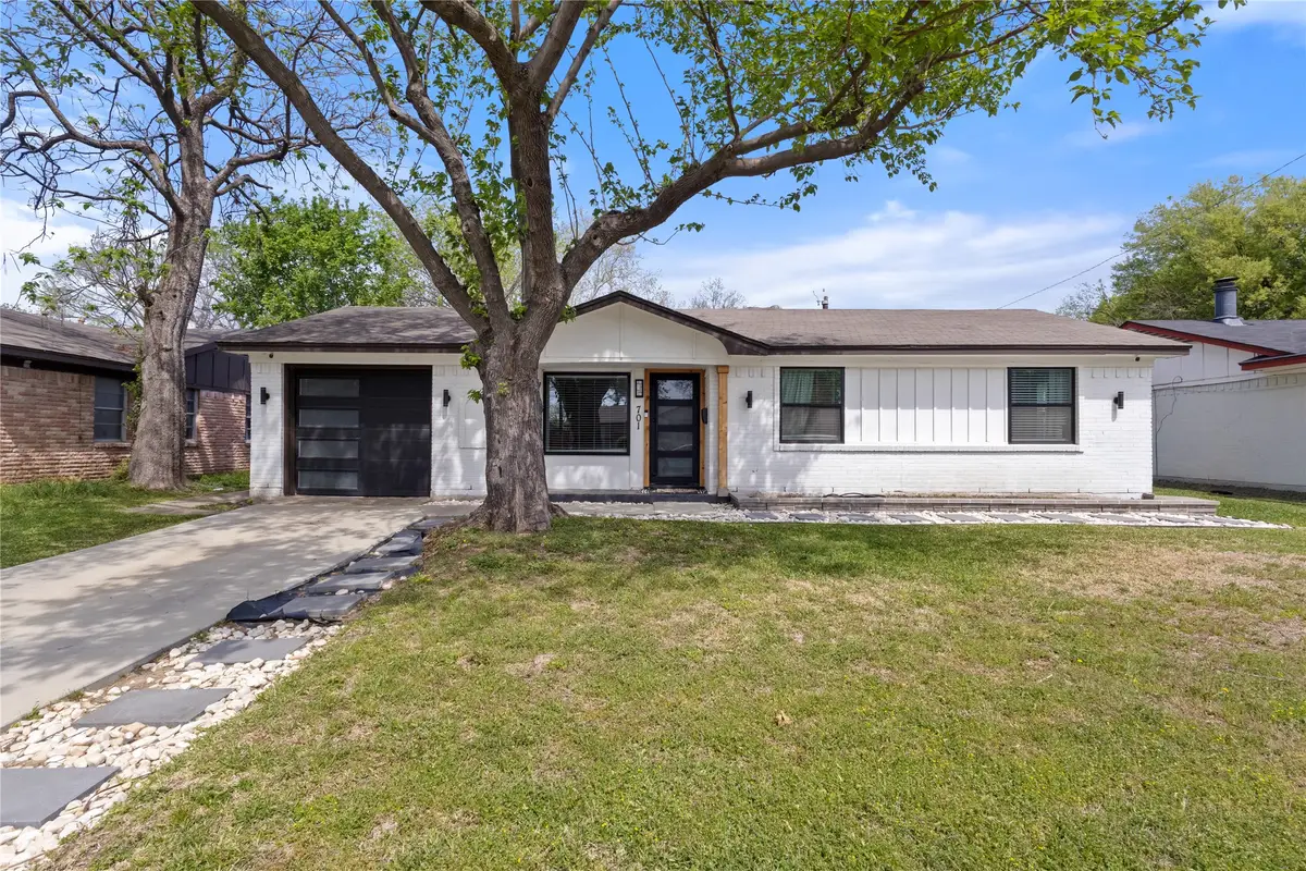 701 Milky Way, Garland, TX 75040 - #1