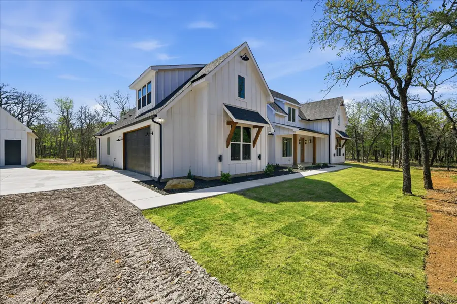 377 Oak Cove Court, Sunset, TX 76270 - #2