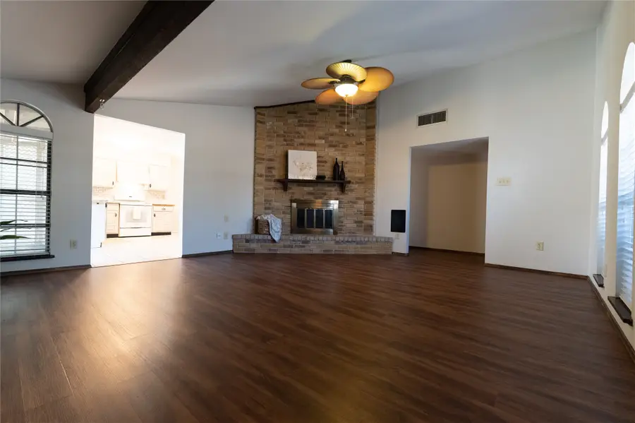 1605 Whittenburg Drive, Fort Worth, TX 76134 - #2