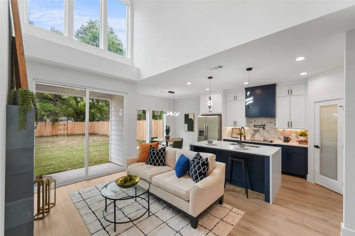 2312 Stoneman Street, Dallas, TX 75215 - #1