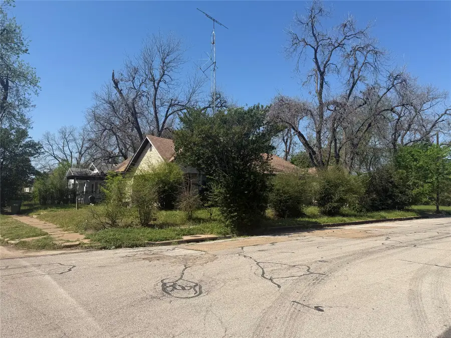 514 Tyler Street, Waco, TX 76704 - #2