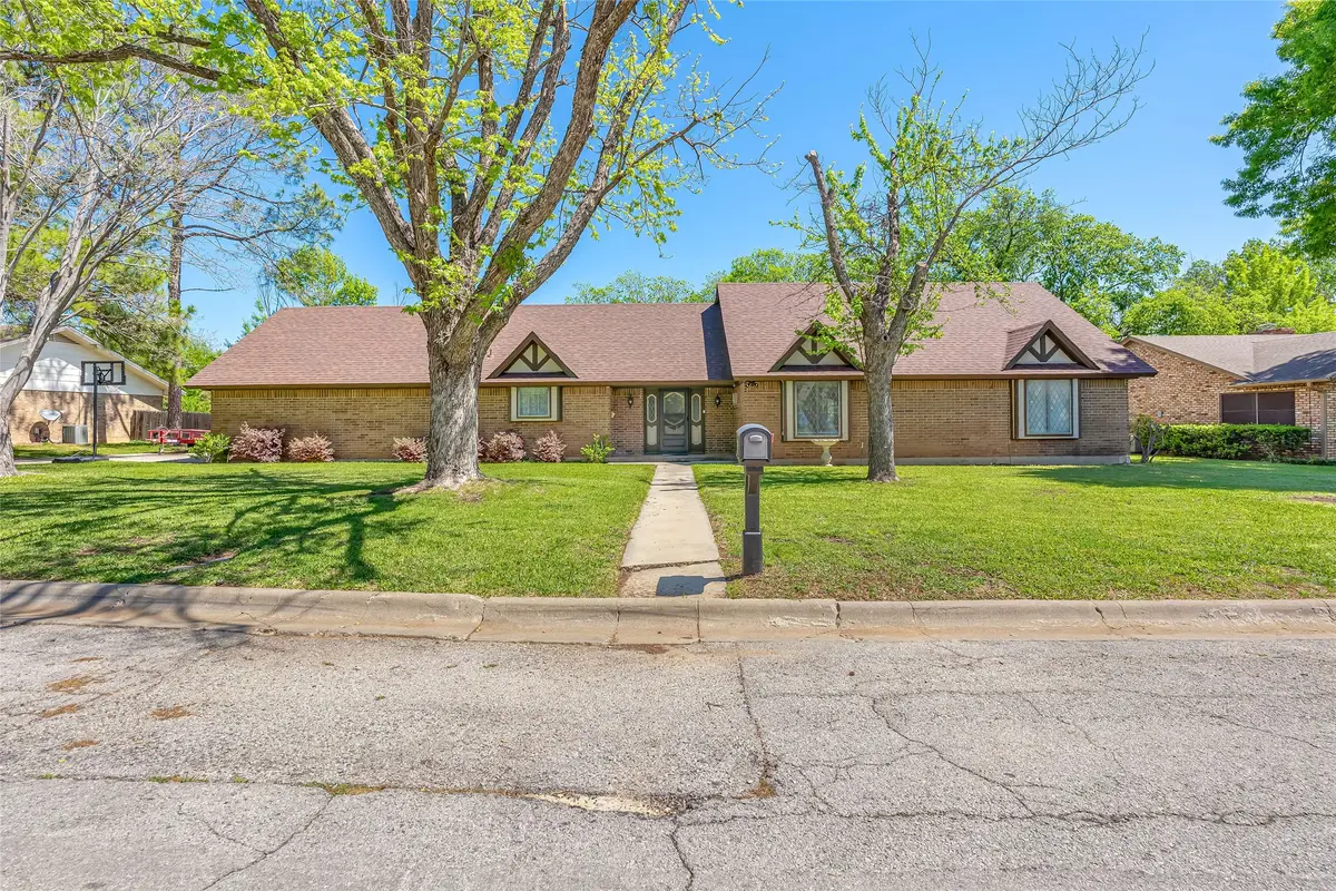 2015 Edgewood Drive, Bridgeport, TX 76426 - #1