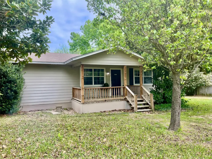 312 N Richardson Street, Grand Saline, TX 75140 - #3