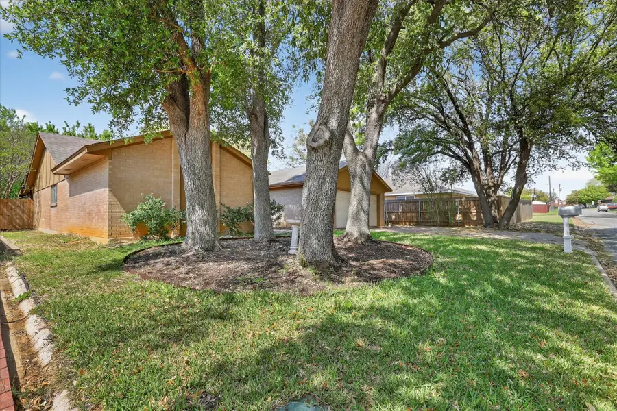 2222 Honey Creek Lane, Arlington, TX 76006 - #3