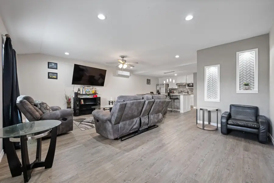 5808 Martin Creek Drive, Joshua, TX 76058 - #2