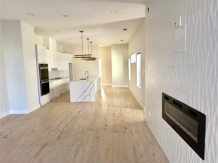 2419 Crossman Avenue, Dallas, TX 75212 - #2