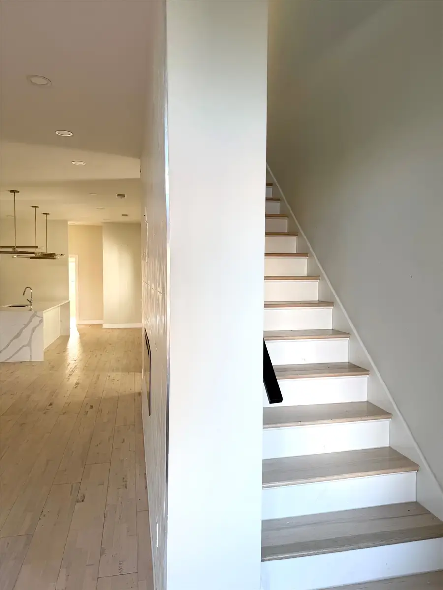 2419 Crossman Avenue, Dallas, TX 75212 - #3