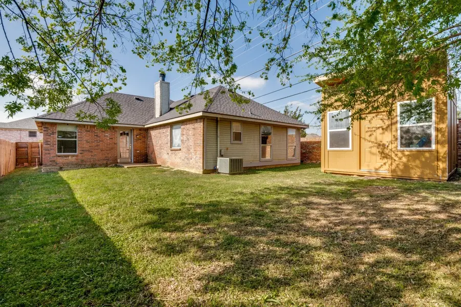 801 Lowe Drive, Cedar Hill, TX 75104 - #2