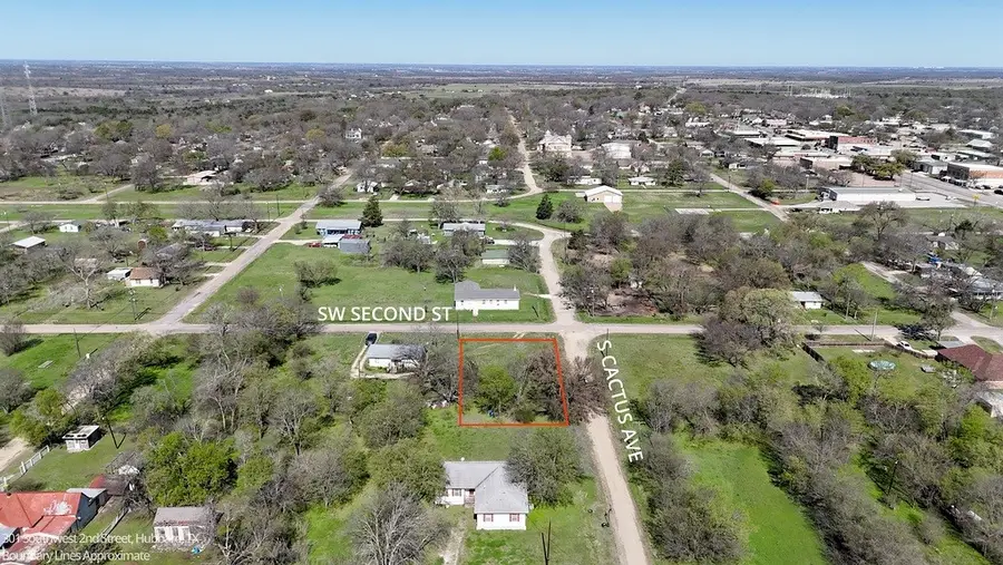 301 SW 2nd Street, Hubbard, TX 76648 - #2