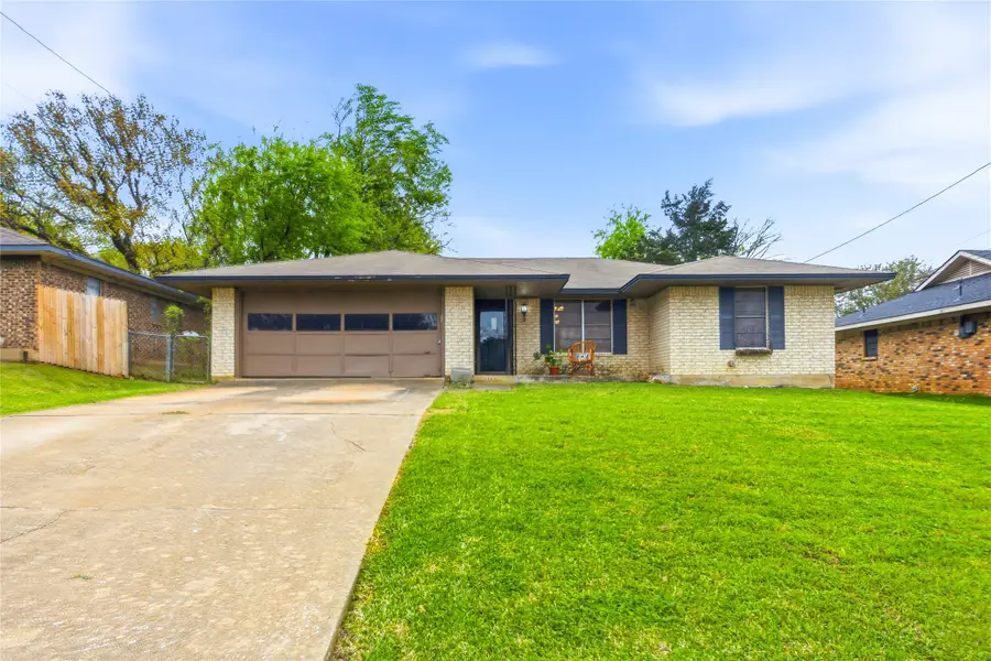 2922 Layne Drive, Denison, TX 75020 - #2