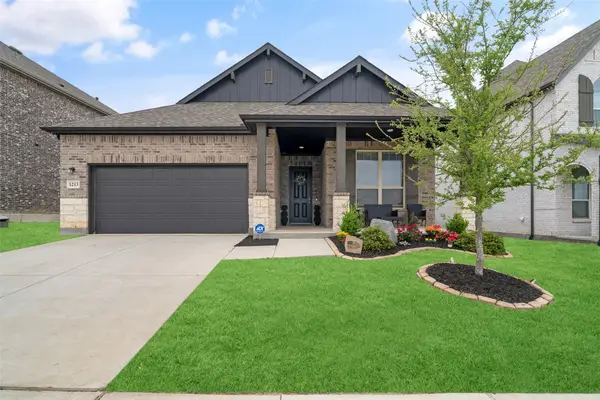 1213 Beach Boulevard, Sherman, TX 75090