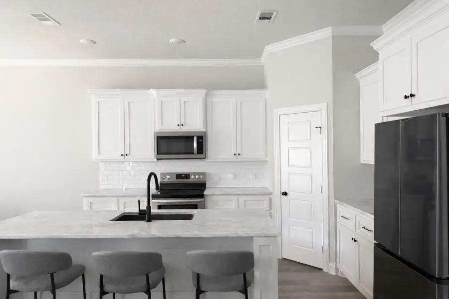 310 W Tate Street, Robinson, TX 76706 - #3