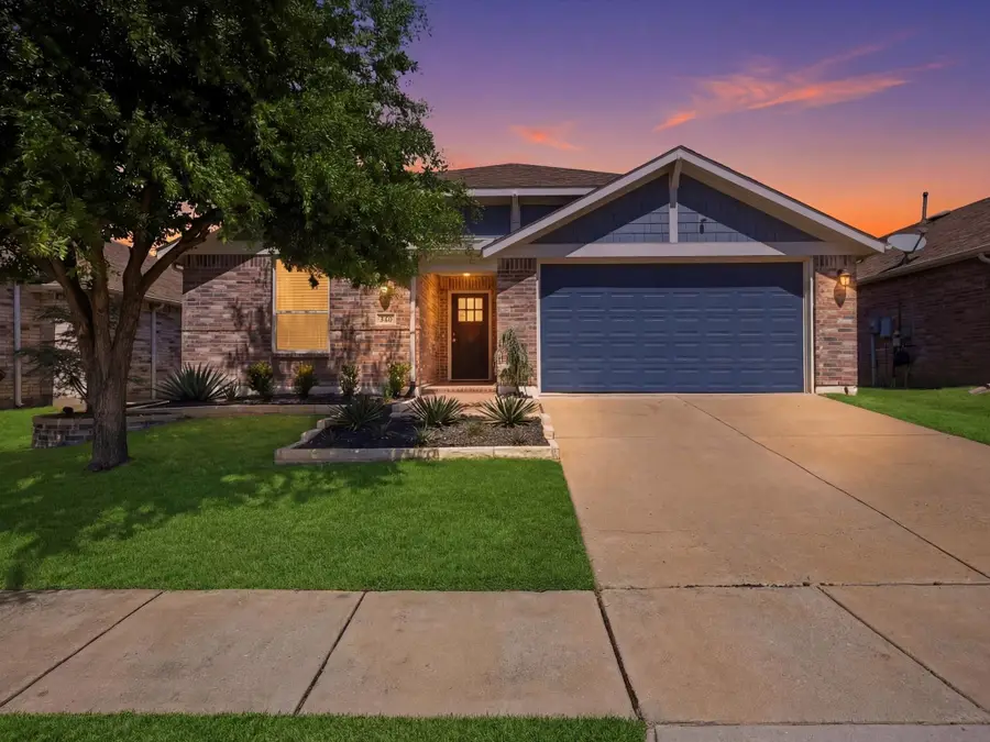 313 Stableford Street, Celina, TX 75009 - #2