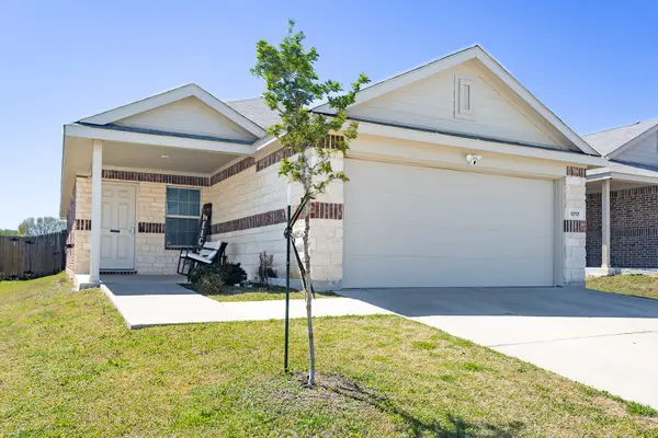 5717 Honey Creek Street, Fort Worth, TX 76179