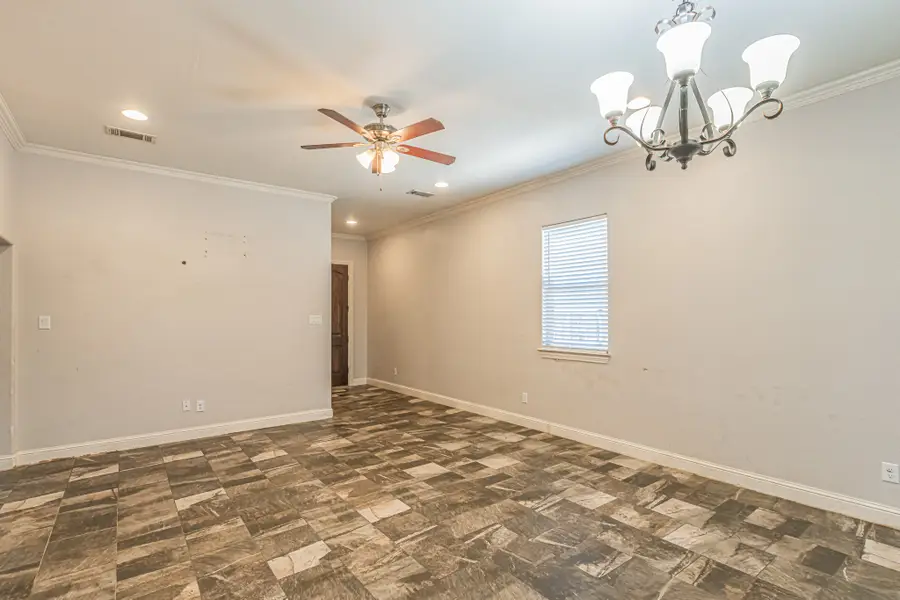 4927 Mexicana Road, Dallas, TX 75212 - #3