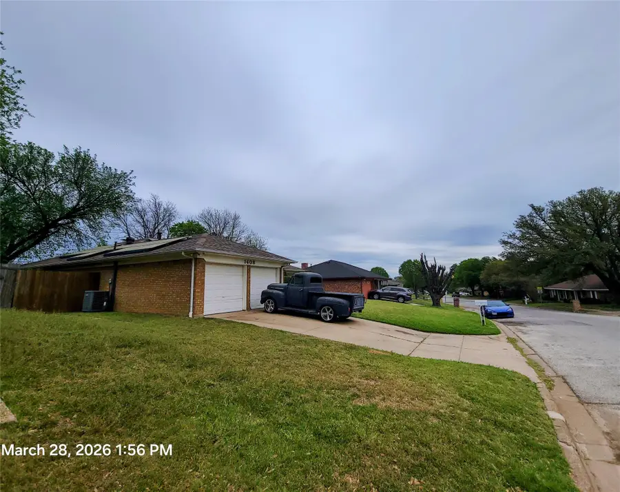1408 Country Manor Road, Fort Worth, TX 76134 - #3