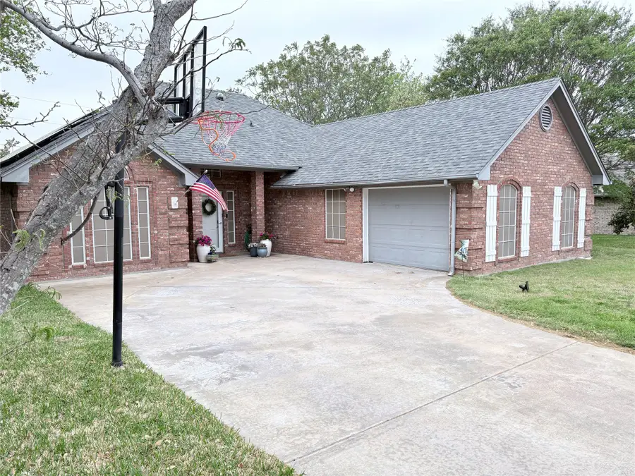 1200 Oak Tree Lane, Weatherford, TX 76086 - #2