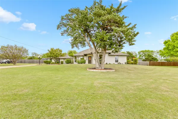 2850 Oak Tree Lane, Midlothian, TX 76065
