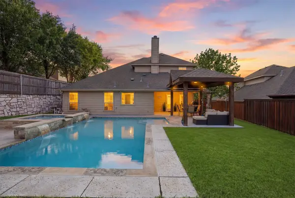 8600 Laughing Waters Trail, McKinney, TX 75070