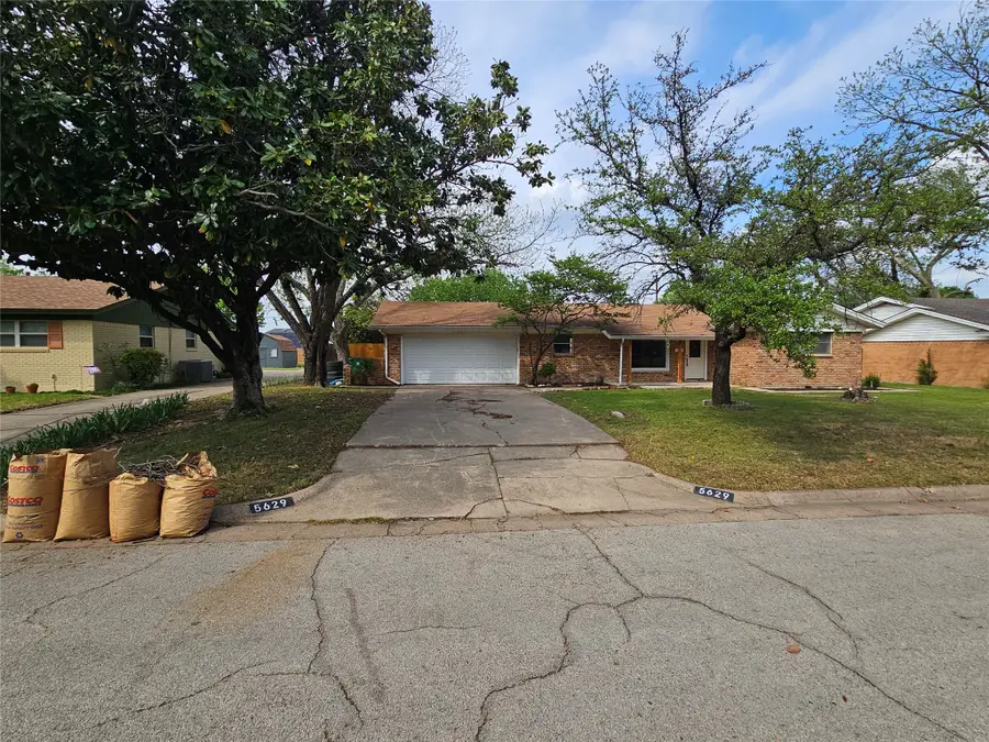 5629 Starlight Drive, Haltom City, TX 76117 - #2