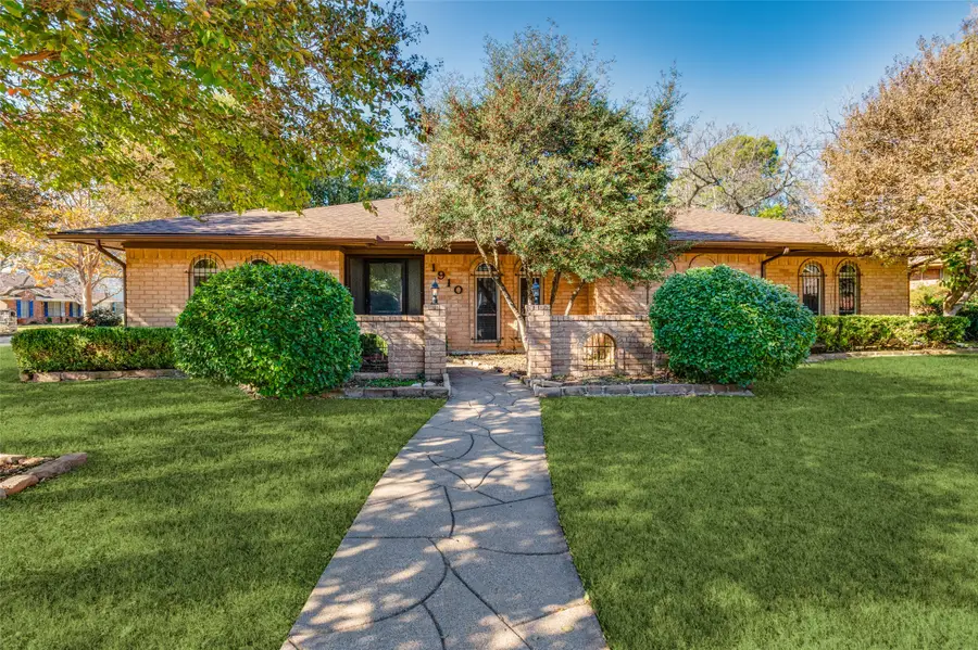 1910 Jamestown Court, Arlington, TX 76013 - #2