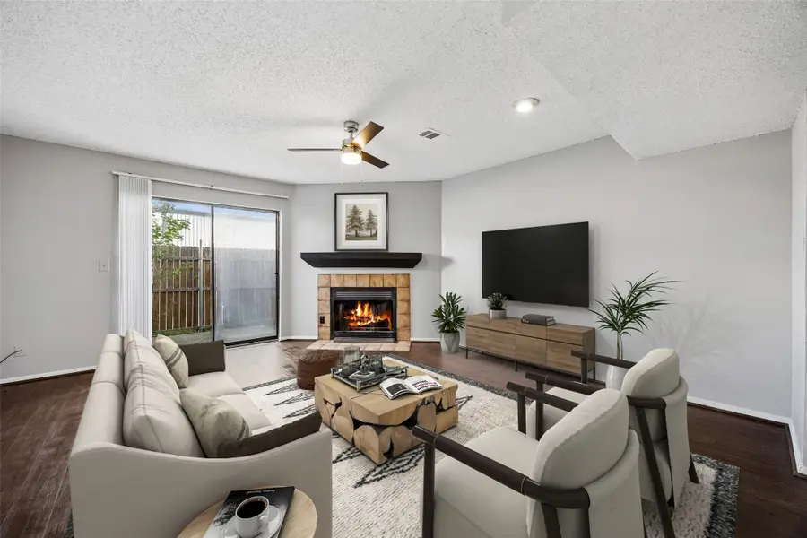 724 W Collins Street, Denton, TX 76201 - #3