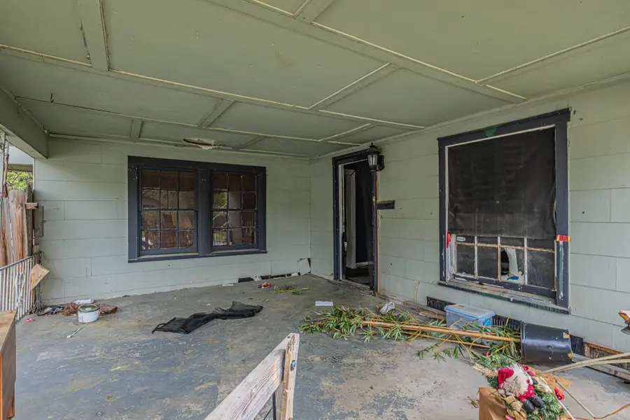 5901 Greenlee Street, Fort Worth, TX 76112 - #3