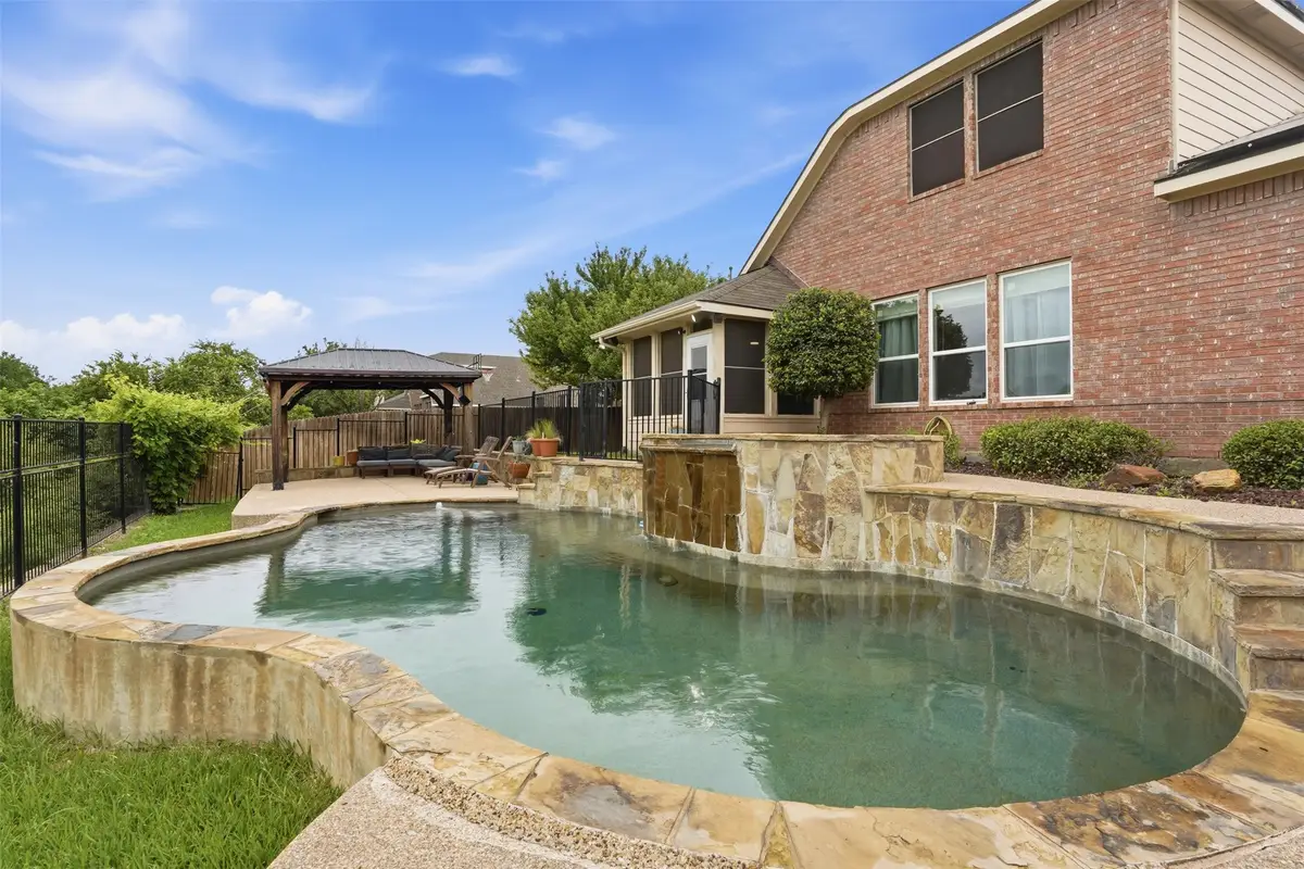 5605 Southern Hills Drive, North Richland Hills, TX 76180 - #1