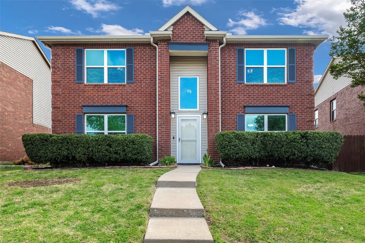 905 Elizabeth Drive, Lewisville, TX 75067 - #1