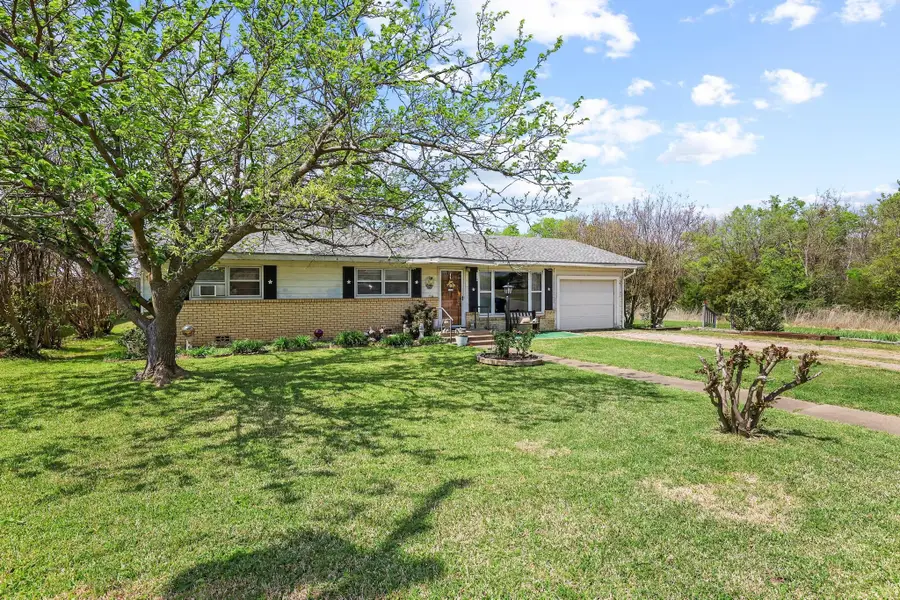 110 Vine Street, Pottsboro, TX 75076 - #2