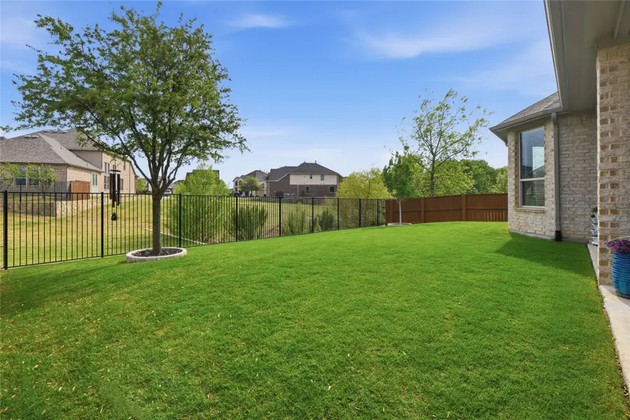 5212 Ravine Ridge Court, Justin Roanoke, TX 76262 - #2