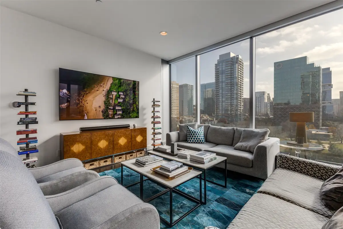 3130 N Harwood Street #801, Dallas, TX 75201 - #1