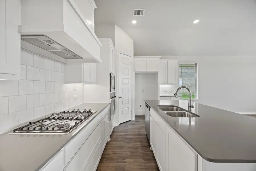 1502 Red Clover Avenue, Van Alstyne, TX 75495 - #2