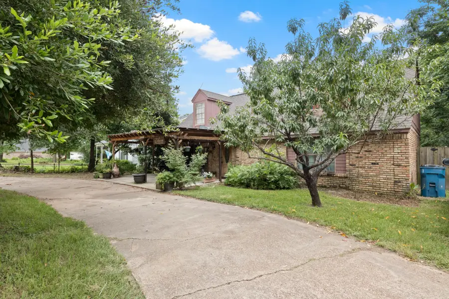 504 E 3rd, Mount Pleasant, TX 75455 - #2