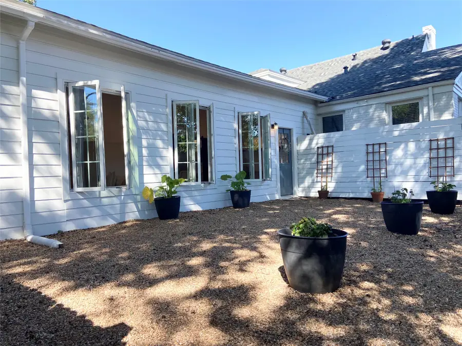 1014 Galloway Avenue, Dallas, TX 75216 - #2