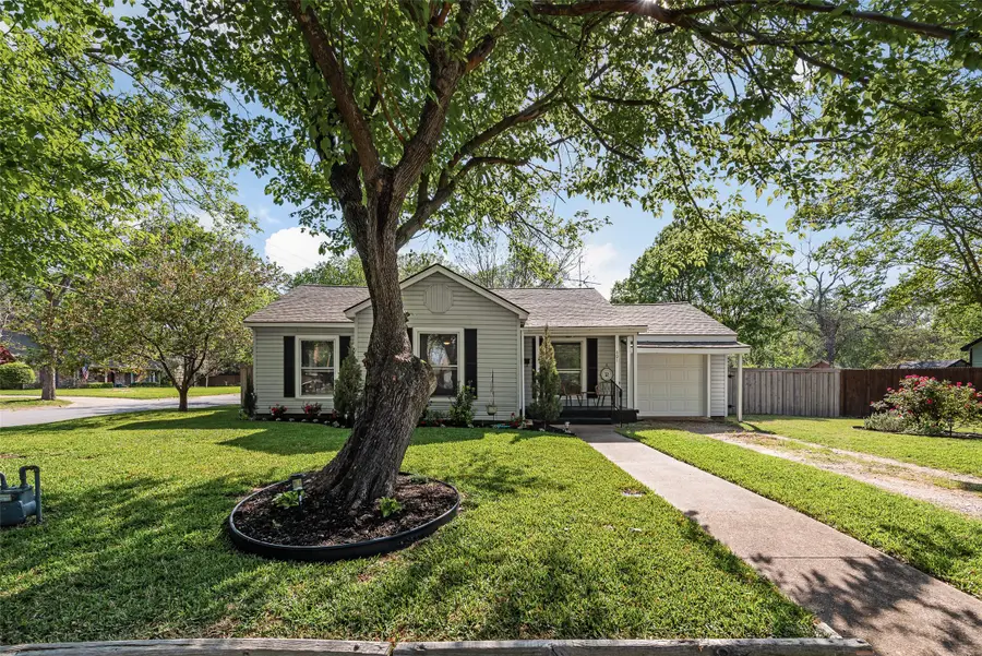 401 Elizabeth Street, Terrell, TX 75160 - #2