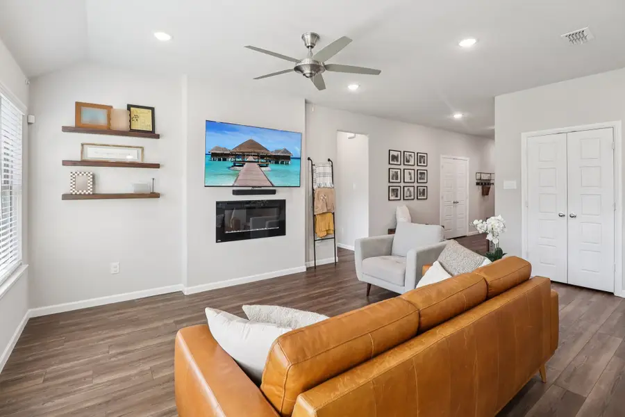 4314 Lombardy Drive, Venus, TX 76084 - #3