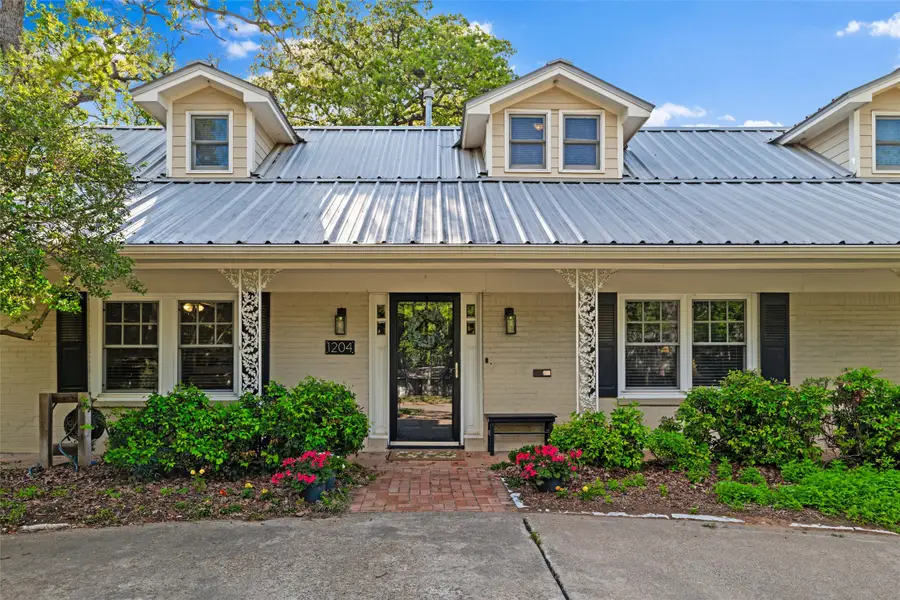 1204 Forrest Drive, Arlington, TX 76012 - #2