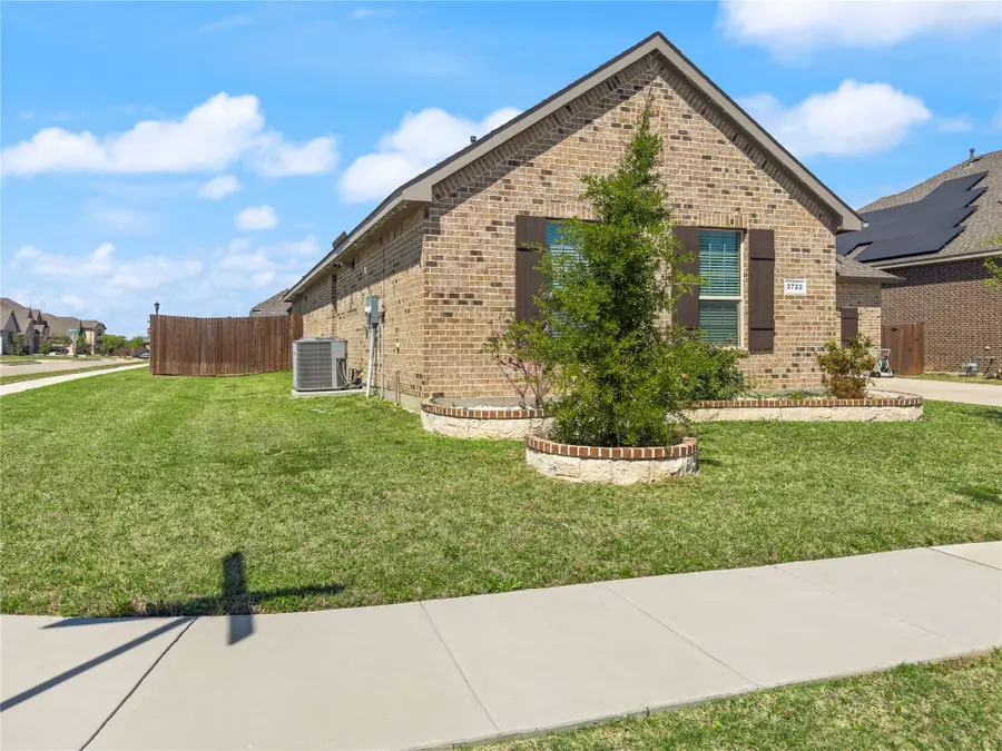 3722 Autumncrest Street, Grand Prairie, TX 76065 - #3