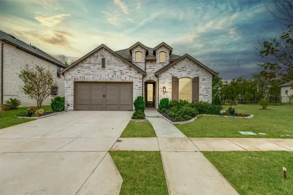 1835 Bell Court, Van Alstyne, TX 75495