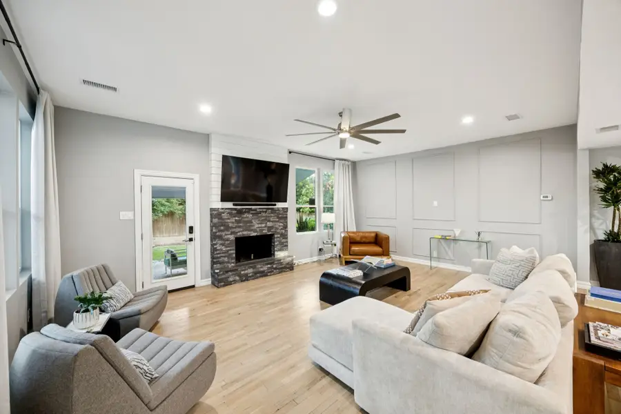 7018 Blackwood Drive, Dallas, TX 75231 - #2