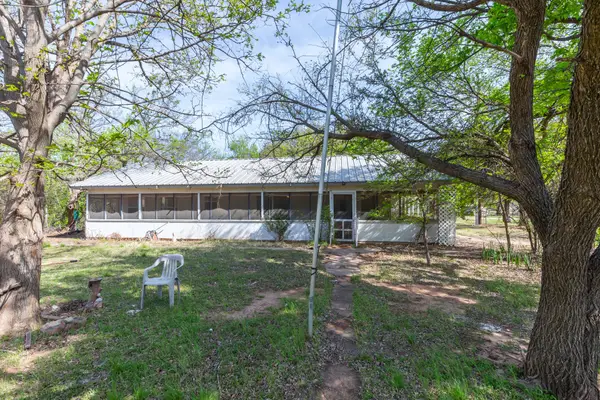 749 Cedar Street, Buffalo Gap, TX 79601