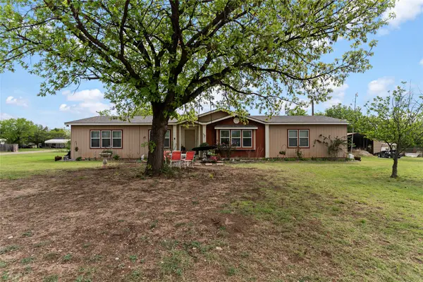 741 Conrad Ave, Albany, TX 76430