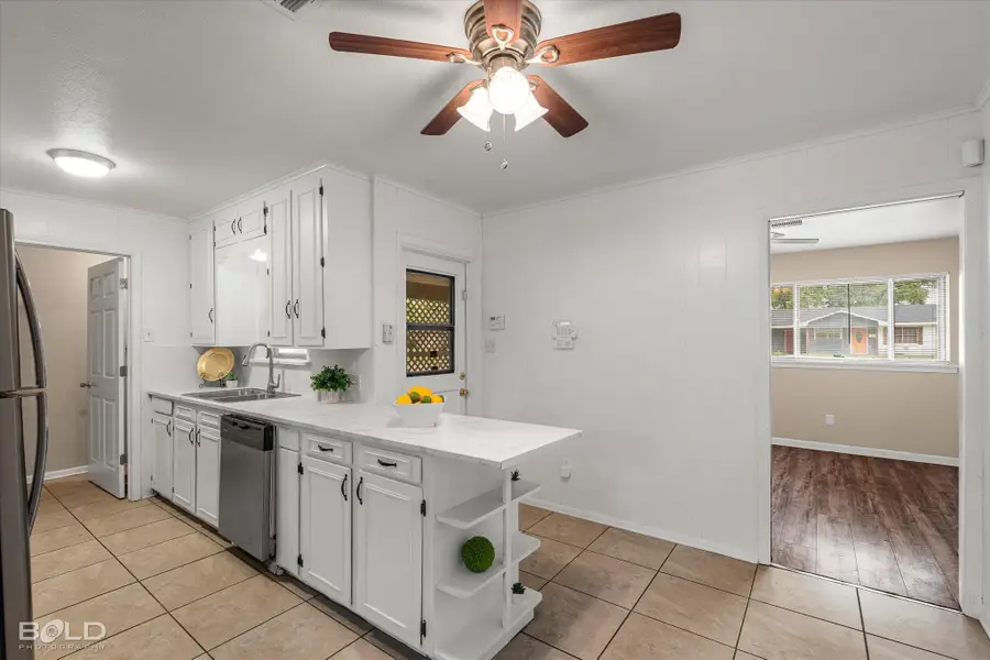 622 Meadowdale Place, Shreveport, LA 71108 - #3