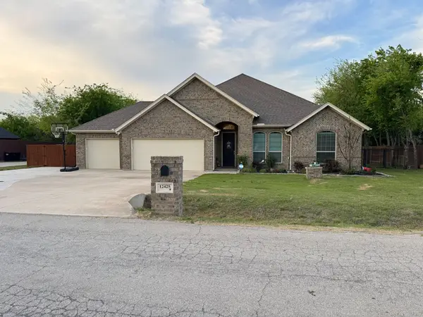 12425 Geraldine Drive, Fort Worth, TX 76126