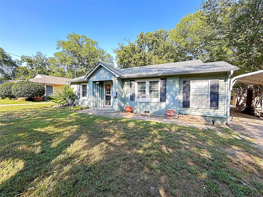846 Davis Street S, Sulphur Springs, TX 75482 - #3