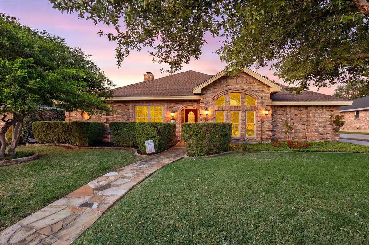 517 Highland Park Drive, Hurst, TX 76054 - #1