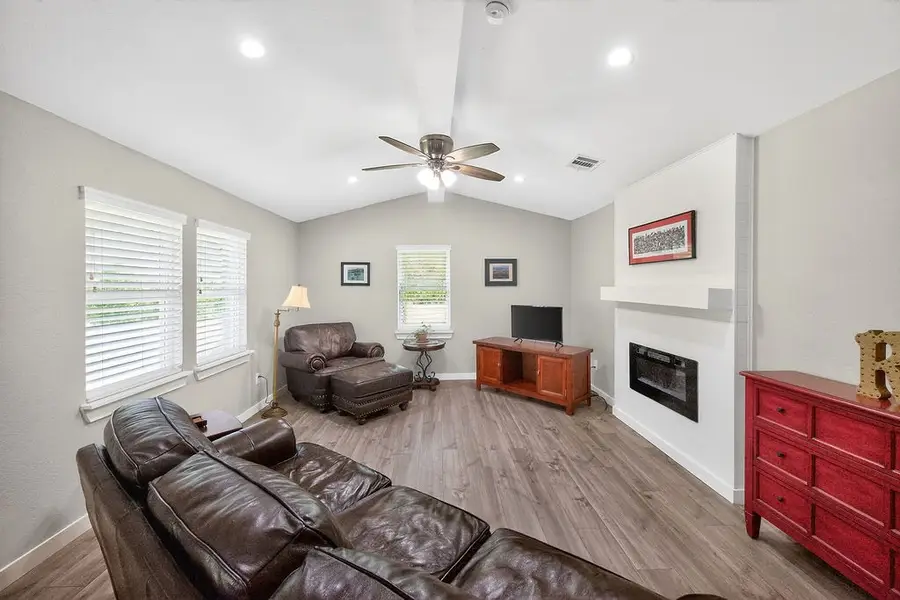 600 Bunny Rabbit Road, Athens, TX 75751 - #2